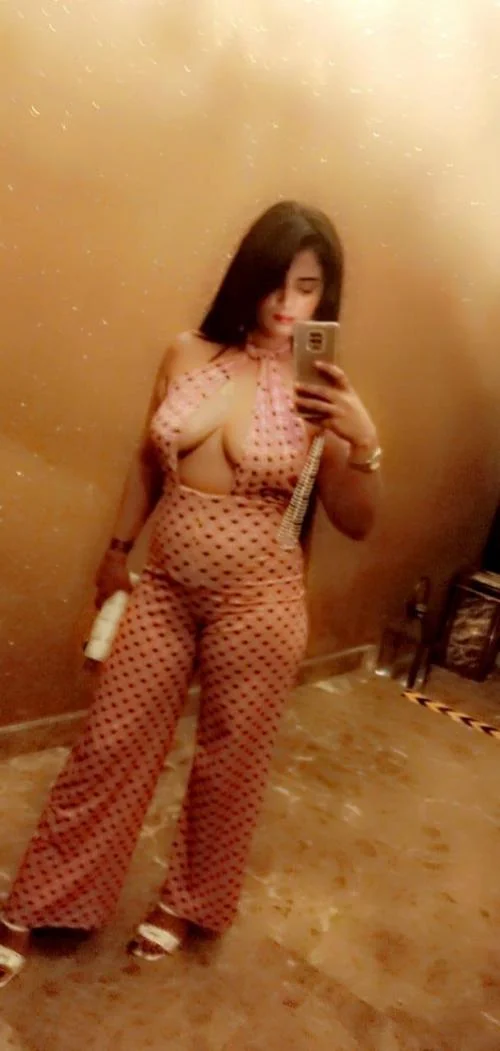 Afreen Dubai Escorts Service