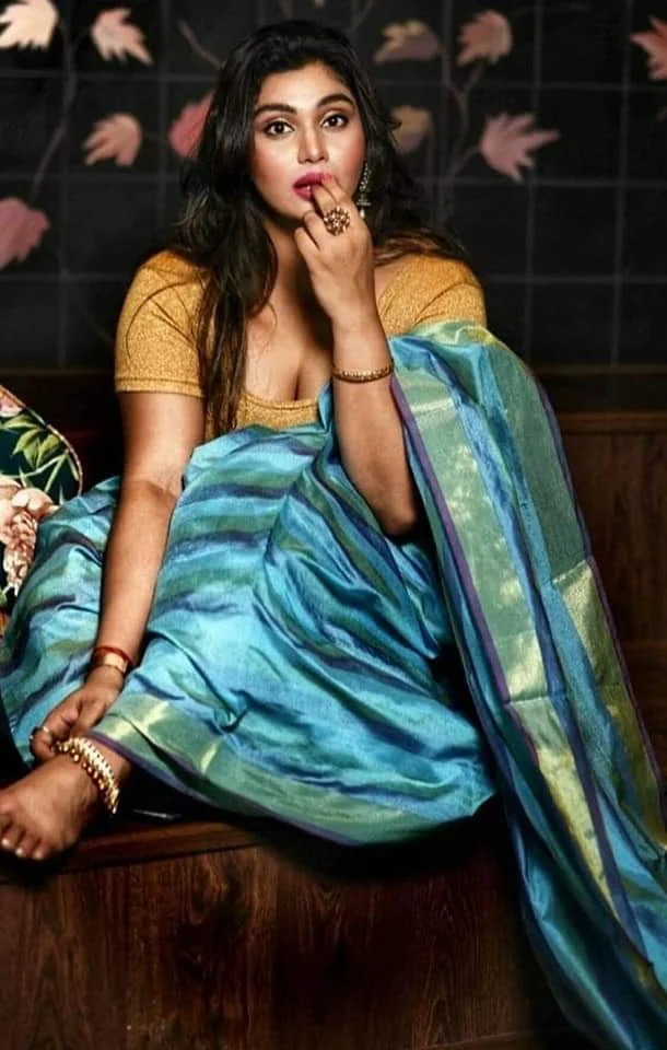 Asha Mature Escorts in Marina
