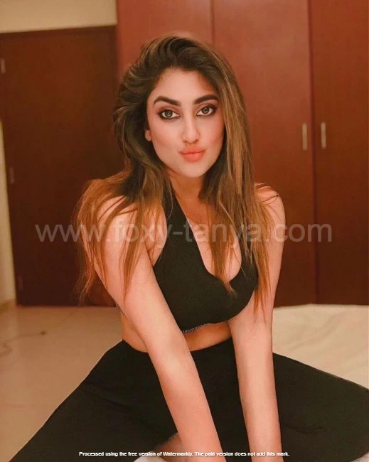 Pritibha  curvy escorts in Sharjah