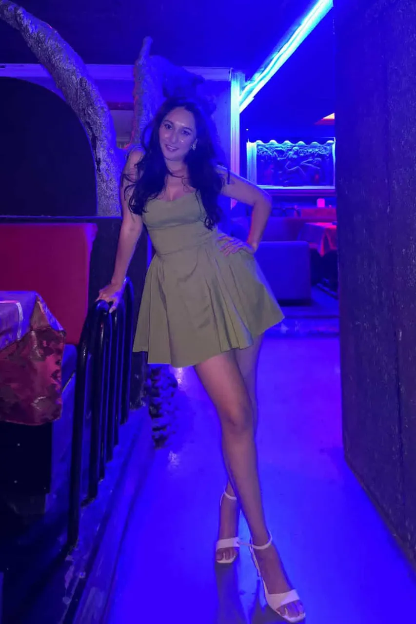 Aiza Downtown Escorts